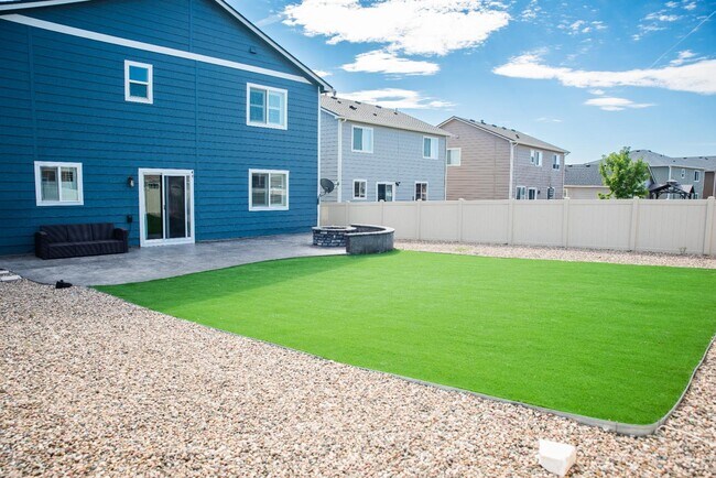 Building Photo - 10744 Traders Pkwy