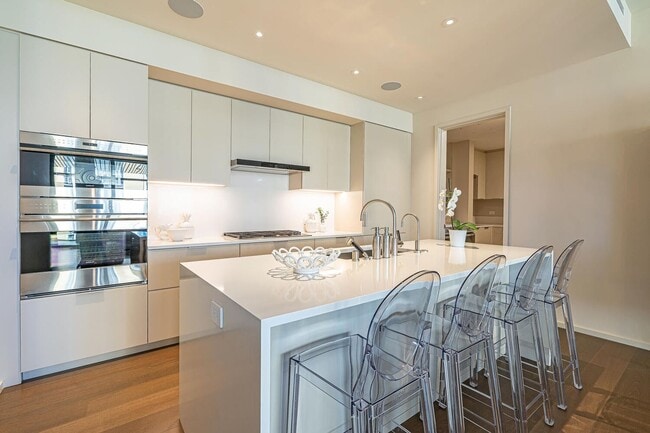 Building Photo - Park Lane 2803