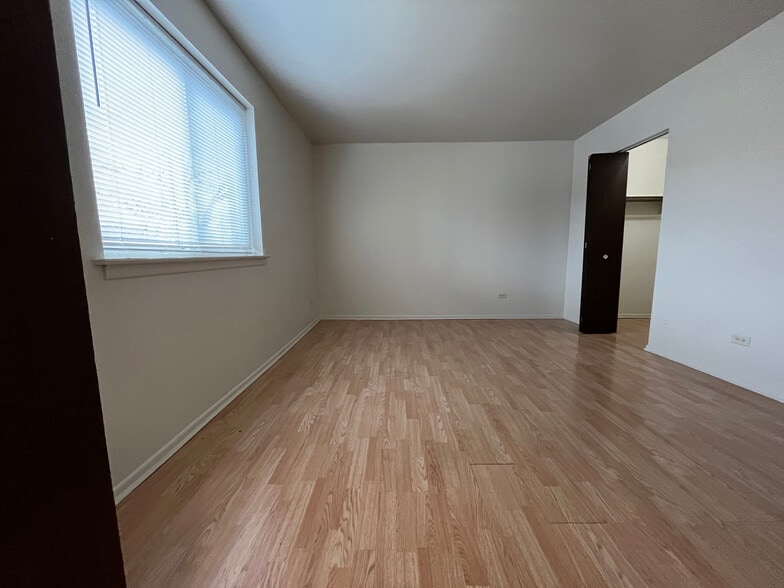 Bedroom#1 - 3219 W Lake Ave