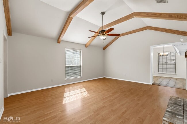 Building Photo - 5005 Longstreet Pl