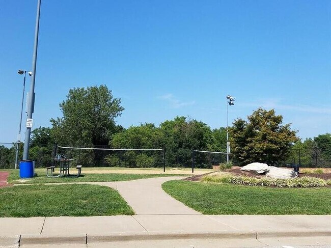 Building Photo - 360 Old Meramec Station Rd.