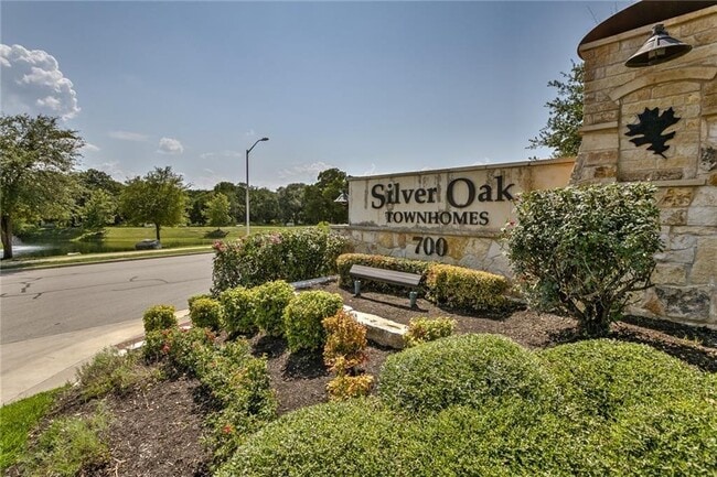 Building Photo - 700 Mandarin Flyway