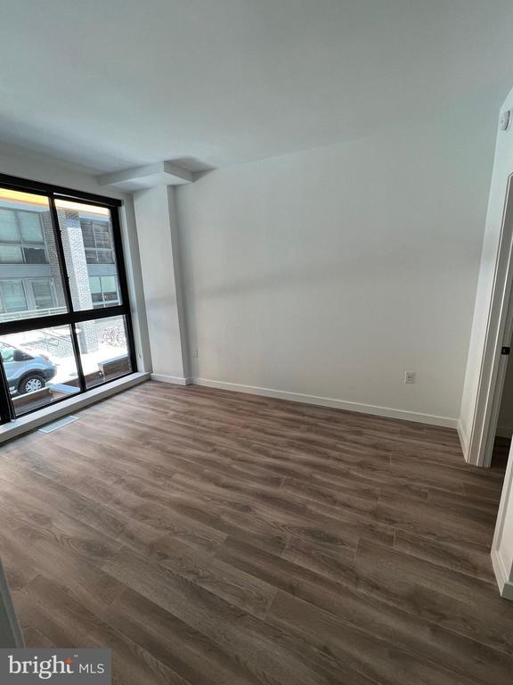 Building Photo - 1500 Harry Thomas Way NE