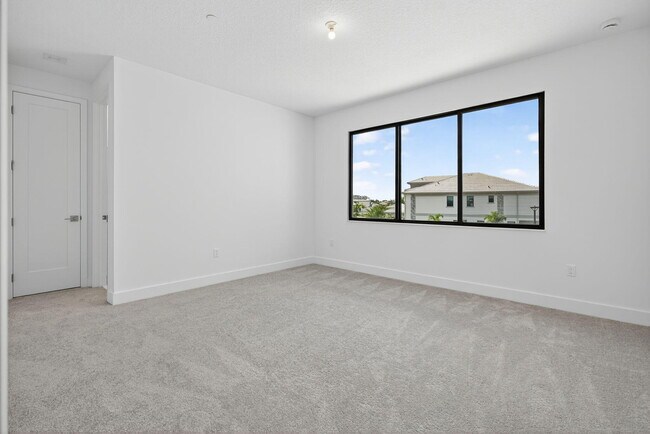 Building Photo - 10026 Skyloft St