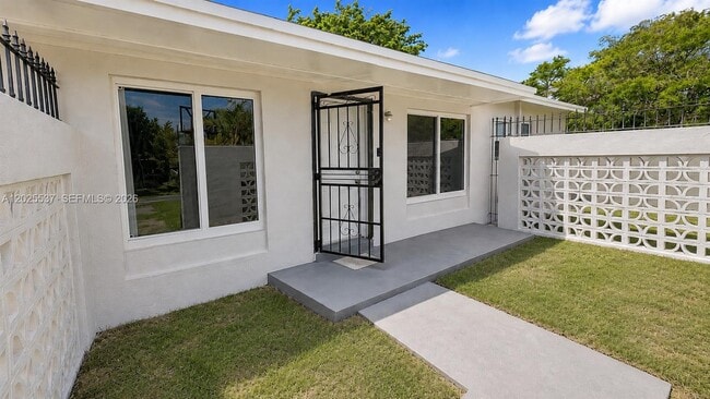 Building Photo - 2954 NW 192nd Ter