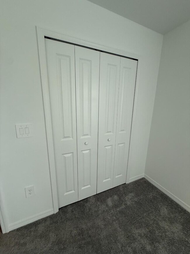 Building Photo - 3605 Great Pk Ct