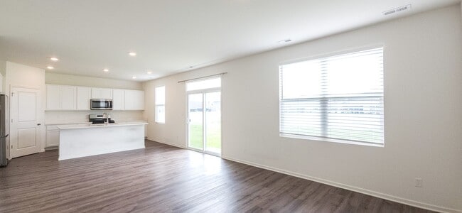Building Photo - 10430 Morse Pl