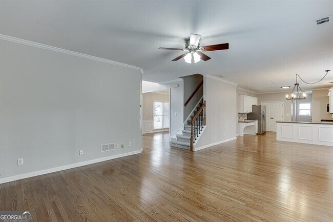 Building Photo - 1795 Lake Heights Cir