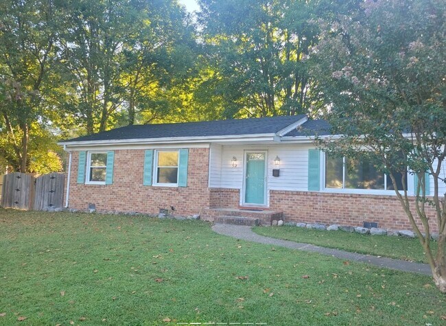 Building Photo - 512 S Kings Point Rd