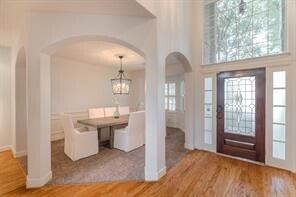 Building Photo - 6 Greycrest Pl