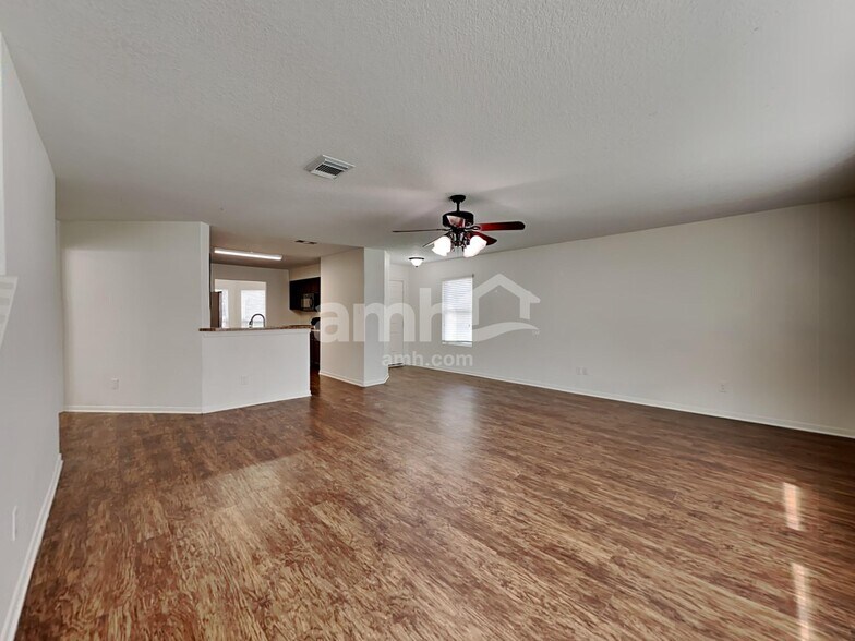 Building Photo - 16823 Accolade Way