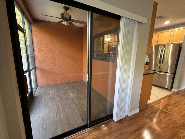 Building Photo - 30117 Mossbank Dr