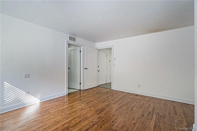 Building Photo - 69 C Heritage Hills