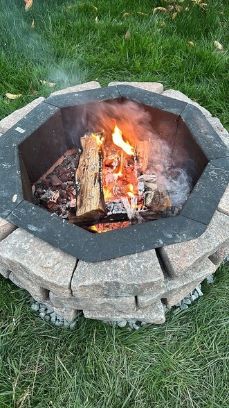 Firepit - 6610 Cottontail Ct