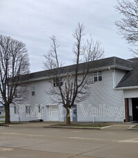 Building Photo - 103 N Elm St