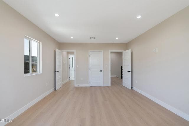 Building Photo - 1206 Tamarind Ave