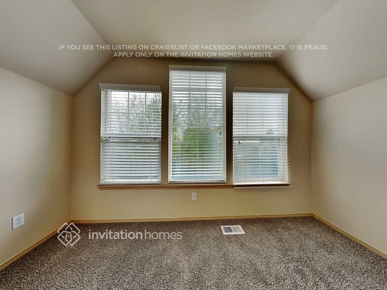 Building Photo - 206 66th Ave Ct E