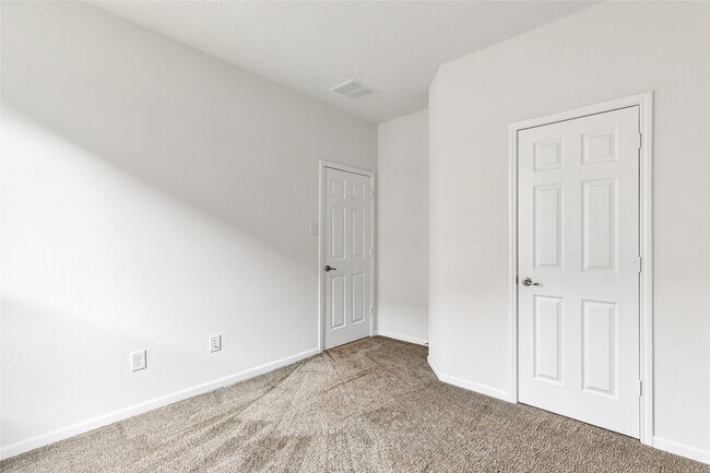 Building Photo - 15334 Rosehill Summit Ln