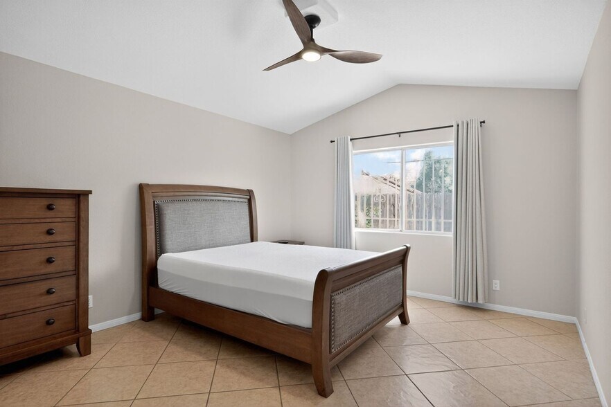 Building Photo - 2111 Rebecca Way