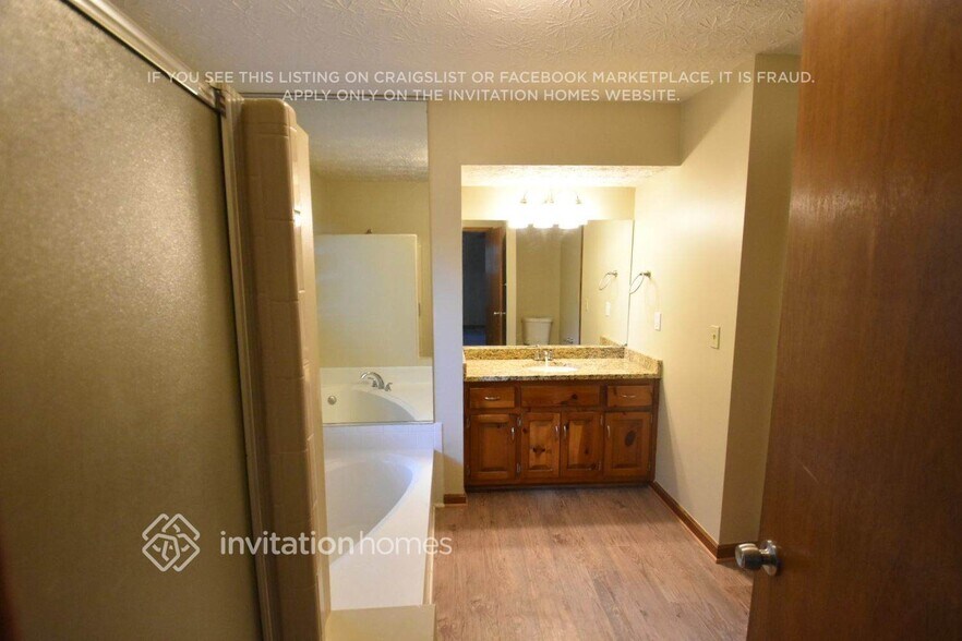 Building Photo - 310 Walking Horse Way NE