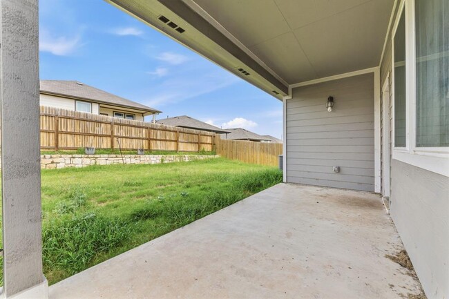 Building Photo - 202 Eagle Mountain Trl1