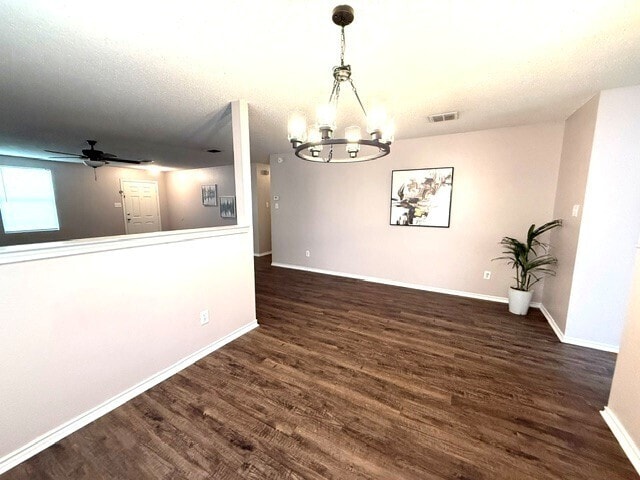 Building Photo - Open floorplan in Fort Worth 3/2/2