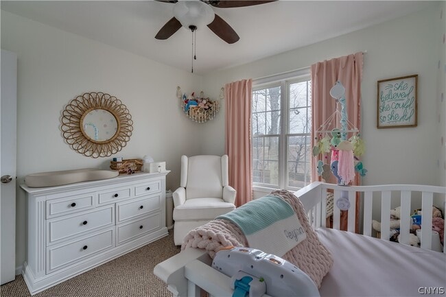 Building Photo - 117 MillCreek Ln