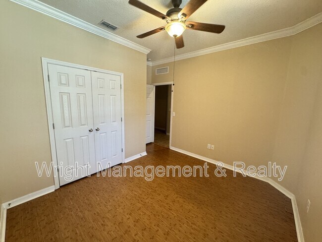 Building Photo - 2215 Parrot Fish Dr