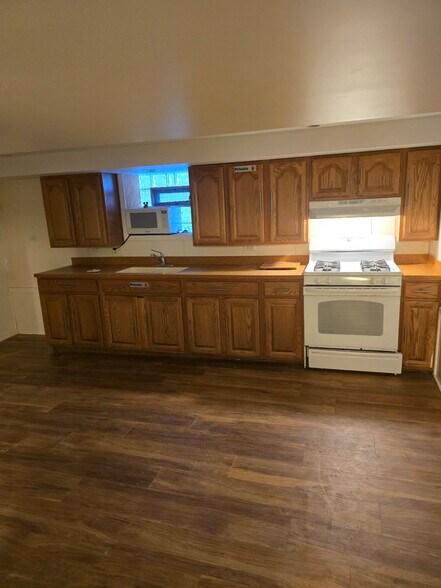 Building Photo - 9225 S Marshfield Ave