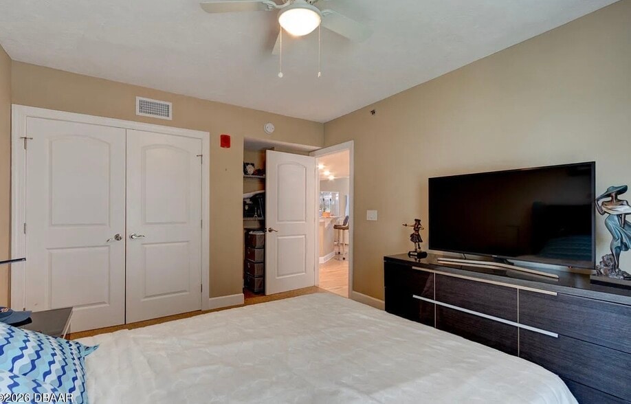 Building Photo - 3797 S Atlantic Ave