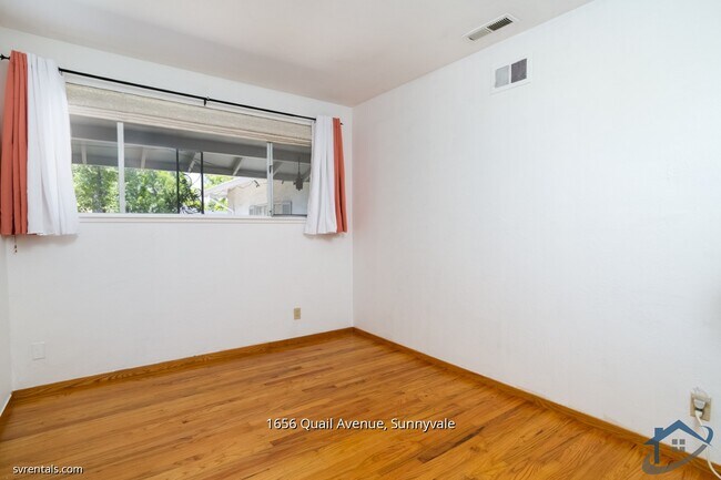 Building Photo - 1656 Quail Ave