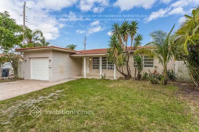 Building Photo - 1313 N Park Rd