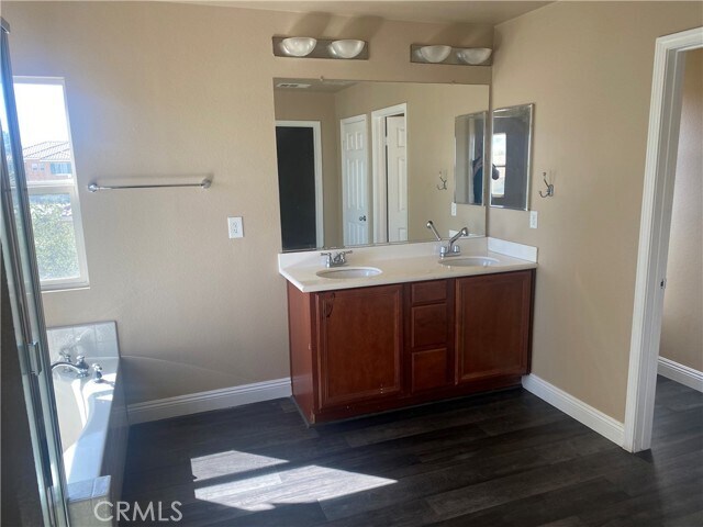 Building Photo - 16557 Denham Ln