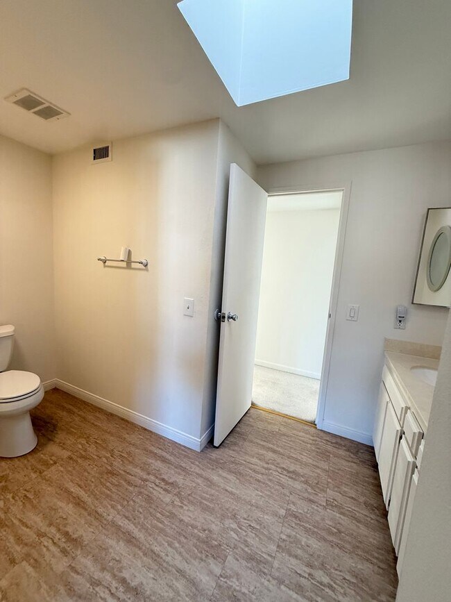 Building Photo - EXECUTIVE ENTERTAINER'S DREAM IN MISSION VIEJO!