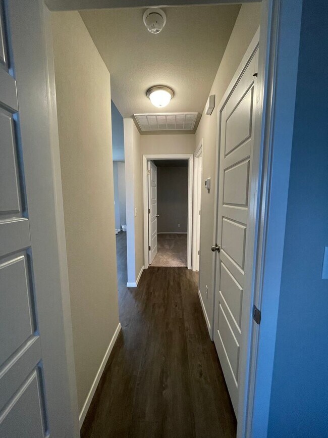 Building Photo - *Pre-leasing* Four Bedroom | Two Bath Home in Bixby