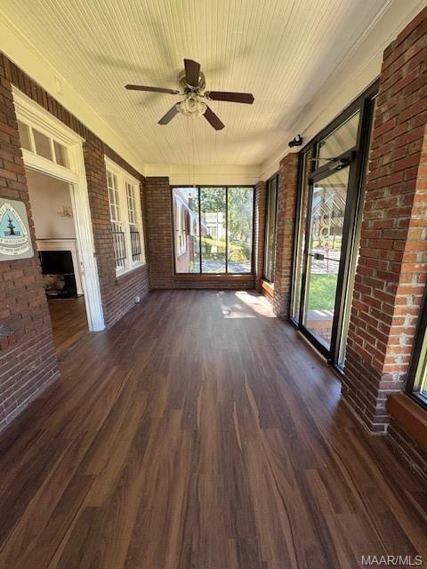 Building Photo - 1427 Court St