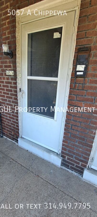 Building Photo - 5057 Chippewa St