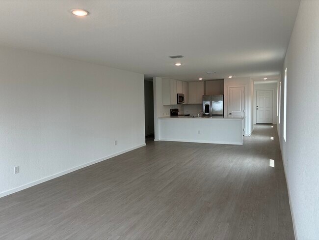Building Photo - Charming 4 beds 2 baths in San Antonio!