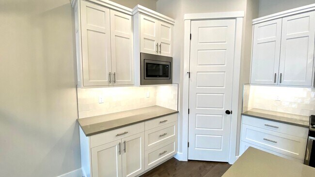 Building Photo - Beautiful Boise Home Available 8/21/26