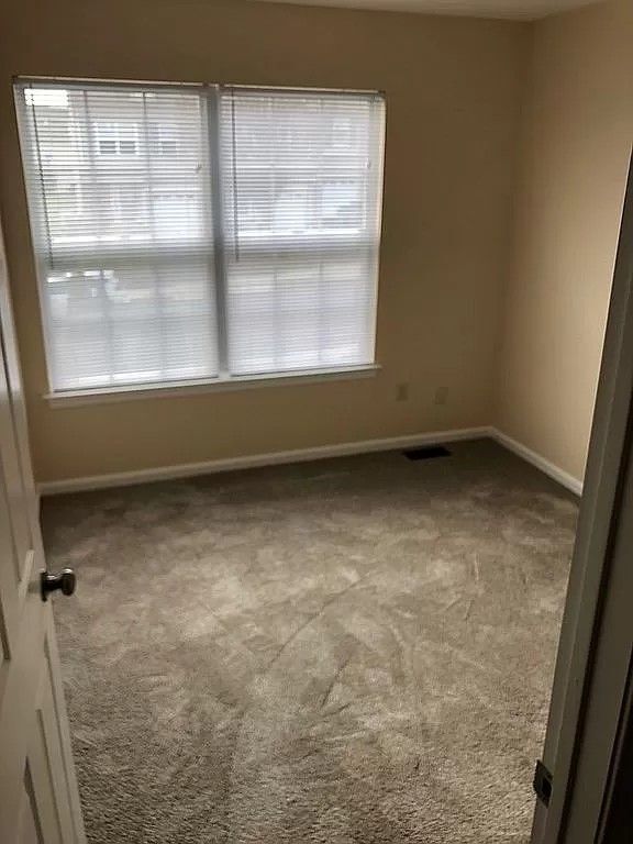 Building Photo - 4662 Louise St Claire Dr