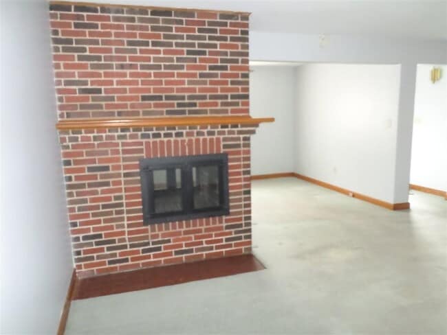 Building Photo - Great house very close to JMU!