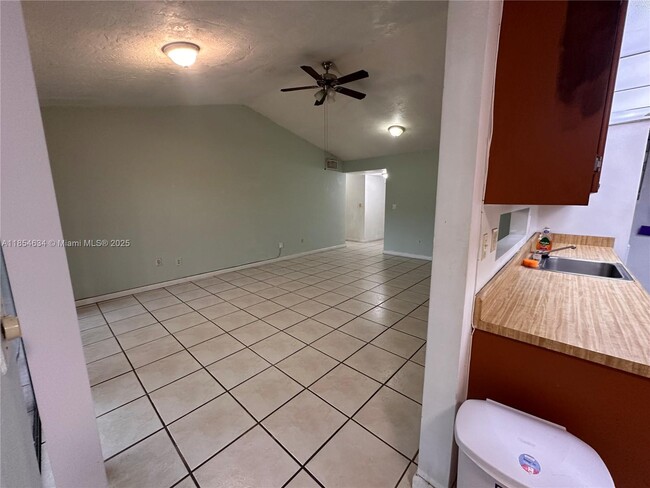 Building Photo - 11604 SW 124th Ct