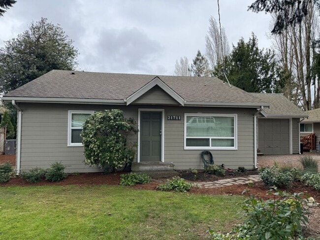 Building Photo - CLICK "REQUEST A TOUR" NOW!