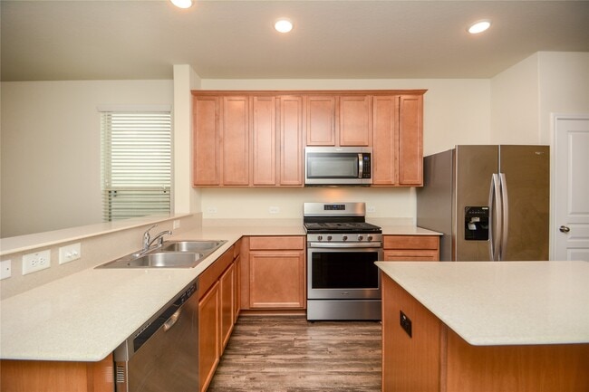 Building Photo - 4414 Iron Horse Dr