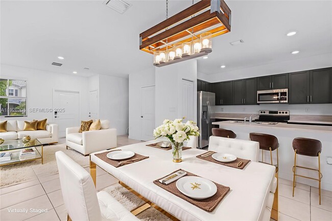 Building Photo - 2652 SE 13th St