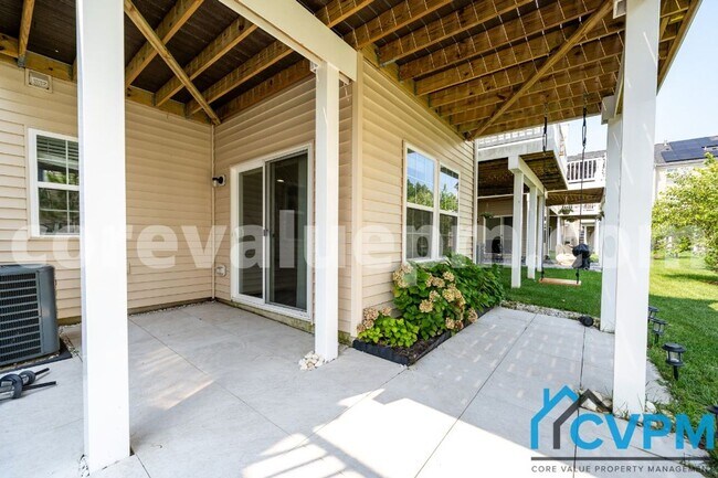 Building Photo - 128 Merlot St