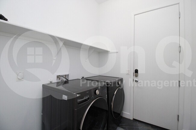 Building Photo - 22721 N 34th St