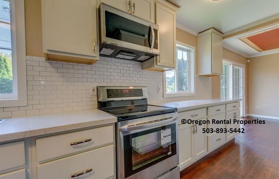 Building Photo - 2052 SE 181st Ave