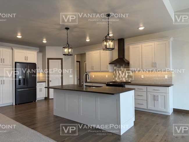 Building Photo - 4866 Prairie School Dr