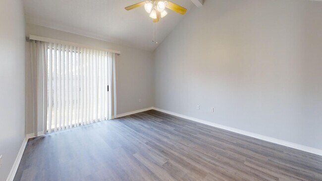 Building Photo - 1922 Heartland Dr